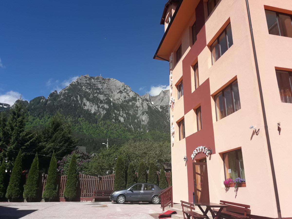 Hotel Iri Буштені Екстер'єр фото